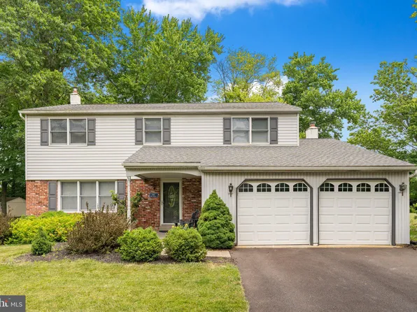 865 Elm St, Hatfield, PA 19440