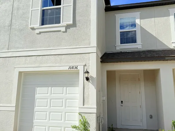 10836 Fowlers Bluff Ct, Tampa, FL 33647