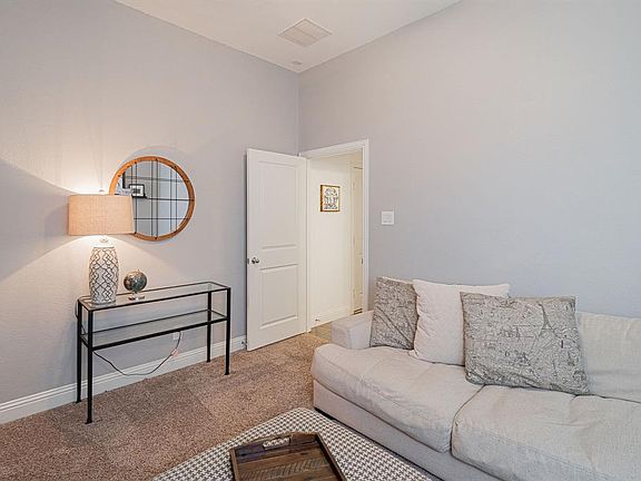 5th image of 1104 Olympic Dr
