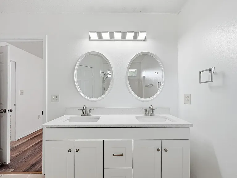 1755 Hopper St — Photo 30