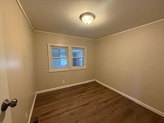 4th image of 13 Brookside Dr