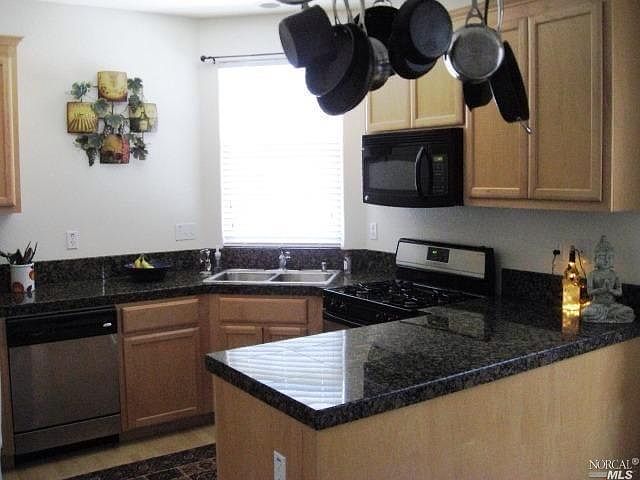 2nd image of 1780 Waltzer Rd
