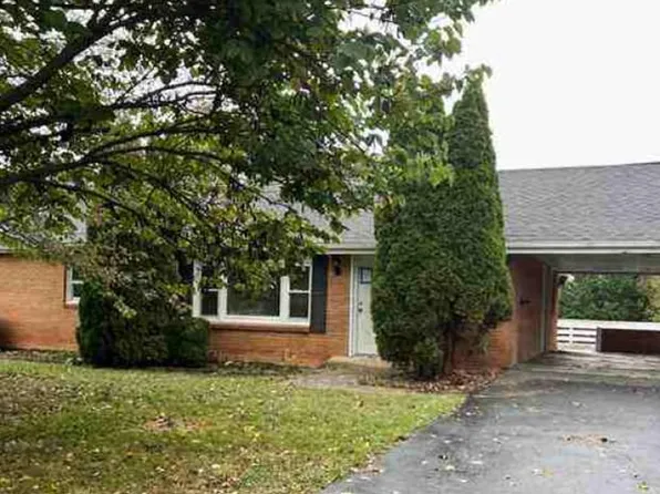 206 Clicks Ln, New Market, VA 22844