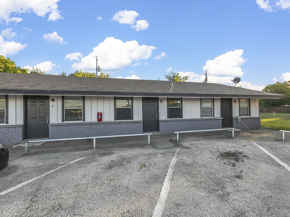 1st image of 1575 N Mill St #3