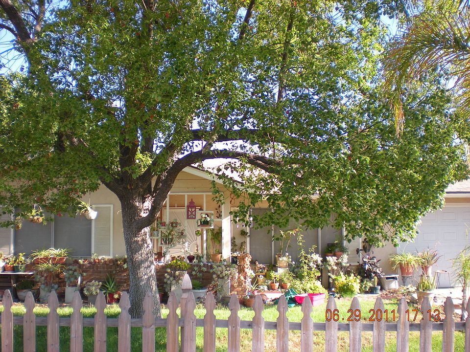 1st image of 805 E Stetson Ave