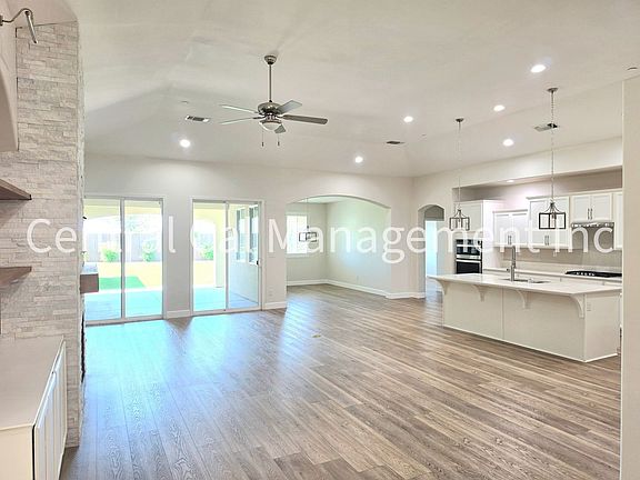 5th image of 9029 Almond Creek Dr