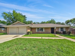 706 Finland Ave, Grand Prairie, TX 75050