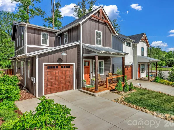 20 Phillip Ln, Arden, NC 28704