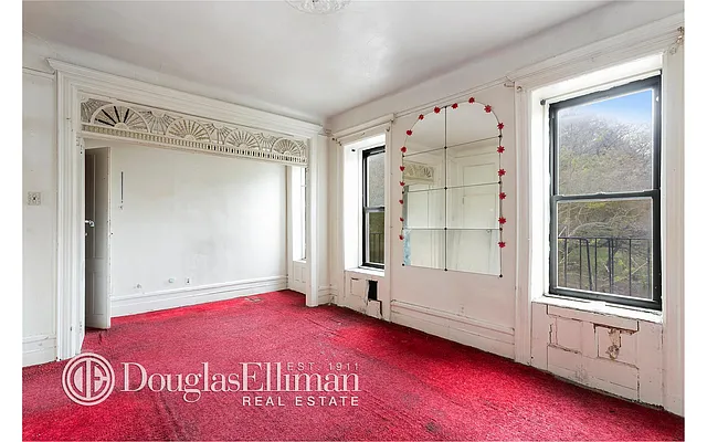 Sold by Douglas Elliman | media 10