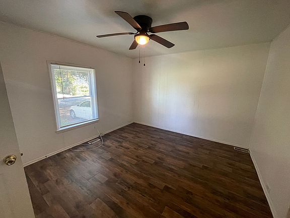 4th image of 206 E Georgia Ave