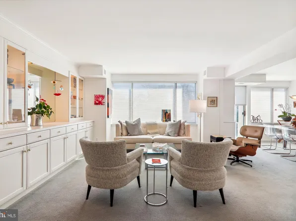 5450 Whitley Park Ter #Hr-208, Bethesda, MD 20814