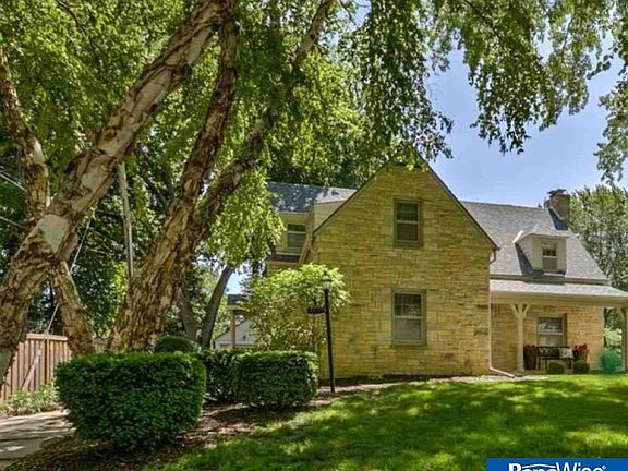 2nd image of 3128 Cedar Ave