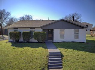245 S Young Blvd, Desoto, TX 75115