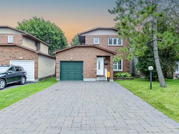 161 Pheasant Run Dr, Ottawa, ON K2J 2R1