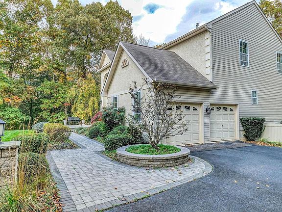 3rd image of 107 Millstone Way