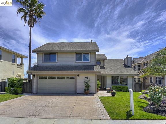 3rd image of 5792 Drakes Dr