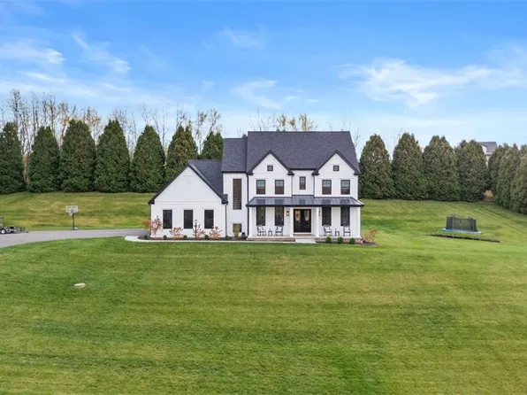 212 Watters Station Rd, Evans City, PA 16033