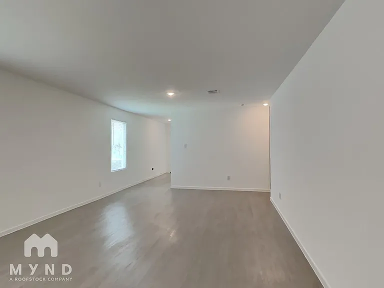 1267 Hackberry Trl — Photo 8