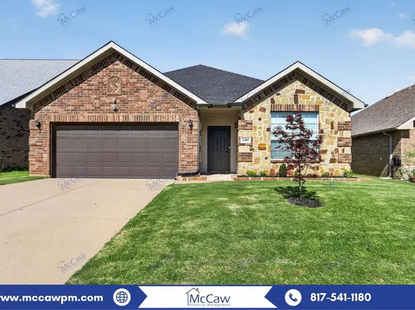 2405 Loreto Dr, Fort Worth, TX 76177