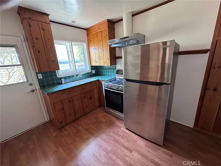 1821 Glenneyre St — Photo 24