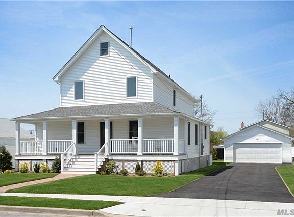 3rd image of 2920 Evergreen Ave