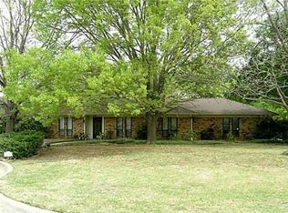 2502 Prince John Ct, Grand Prairie, TX 75050