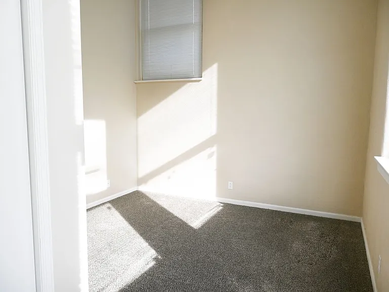 Rosewater Apartments — Photo 53