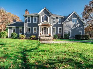 30 Dower Dr, Dartmouth, MA 02747