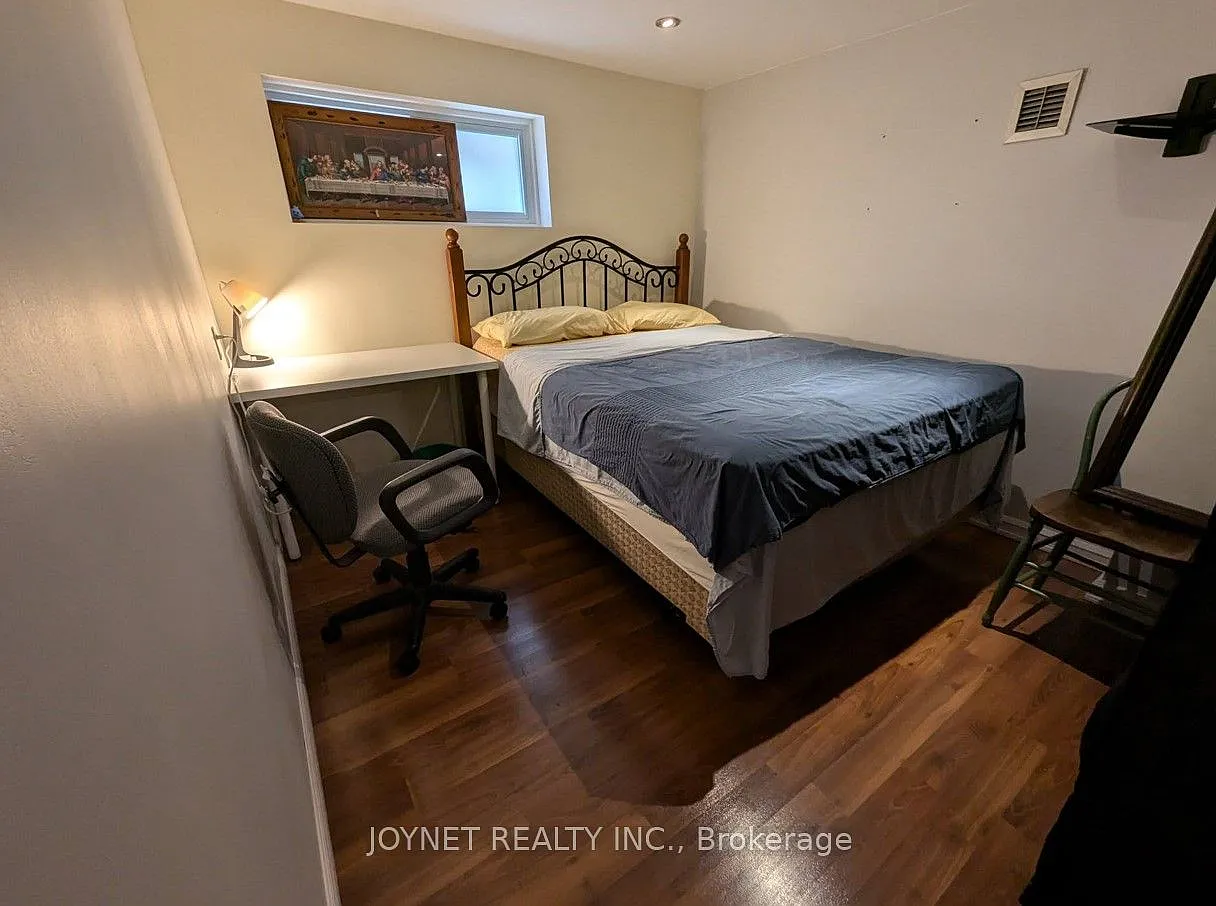 3 bed, $1,950 — Photo 4