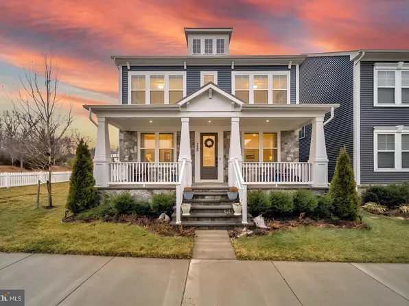 226 Redpoll Aly, Clarksburg, MD 20871