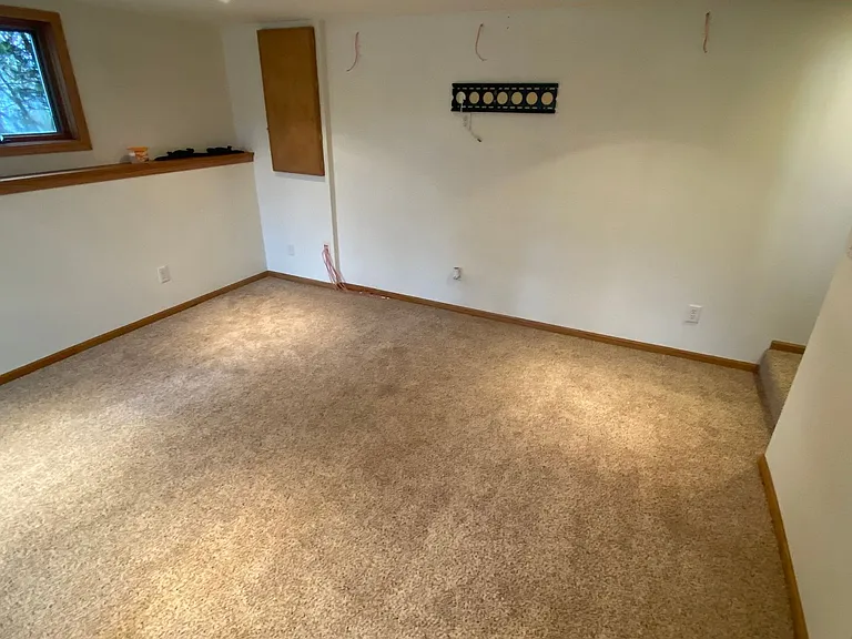 914 Chicago Ave — Photo 15