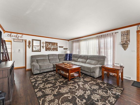 3rd image of 7904 Jackson Ave