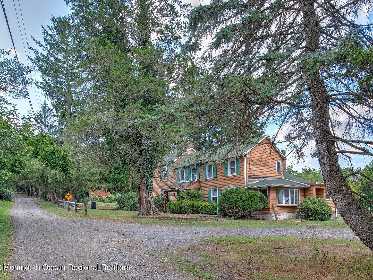 3 bed, 2578 sqft, $3,800 — Photo 2