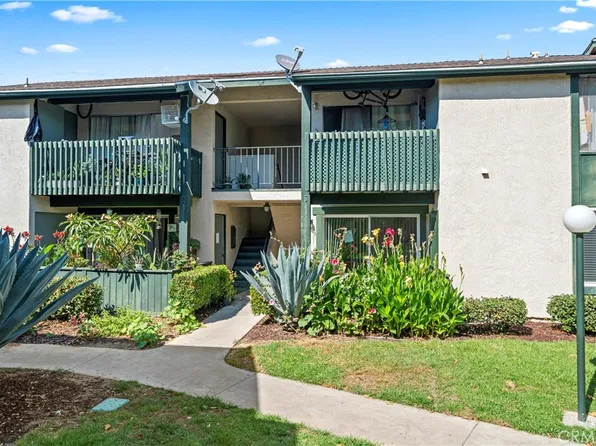 23214 Orange Ave APT 7, Lake Forest, CA 92630