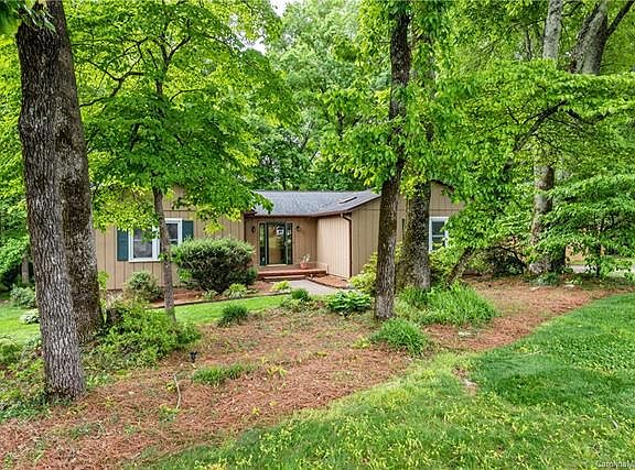 2nd image of 5009 Craigwood Dr #5