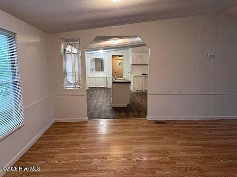 5th image of 11 Marlette Street