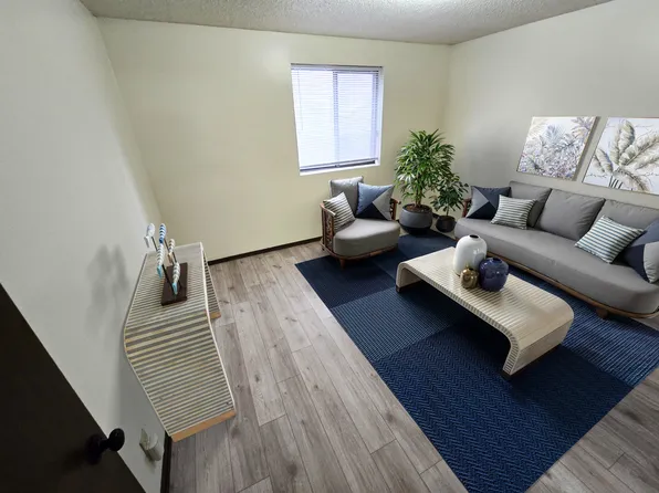 1016 G St #8, Lincoln, NE 68508