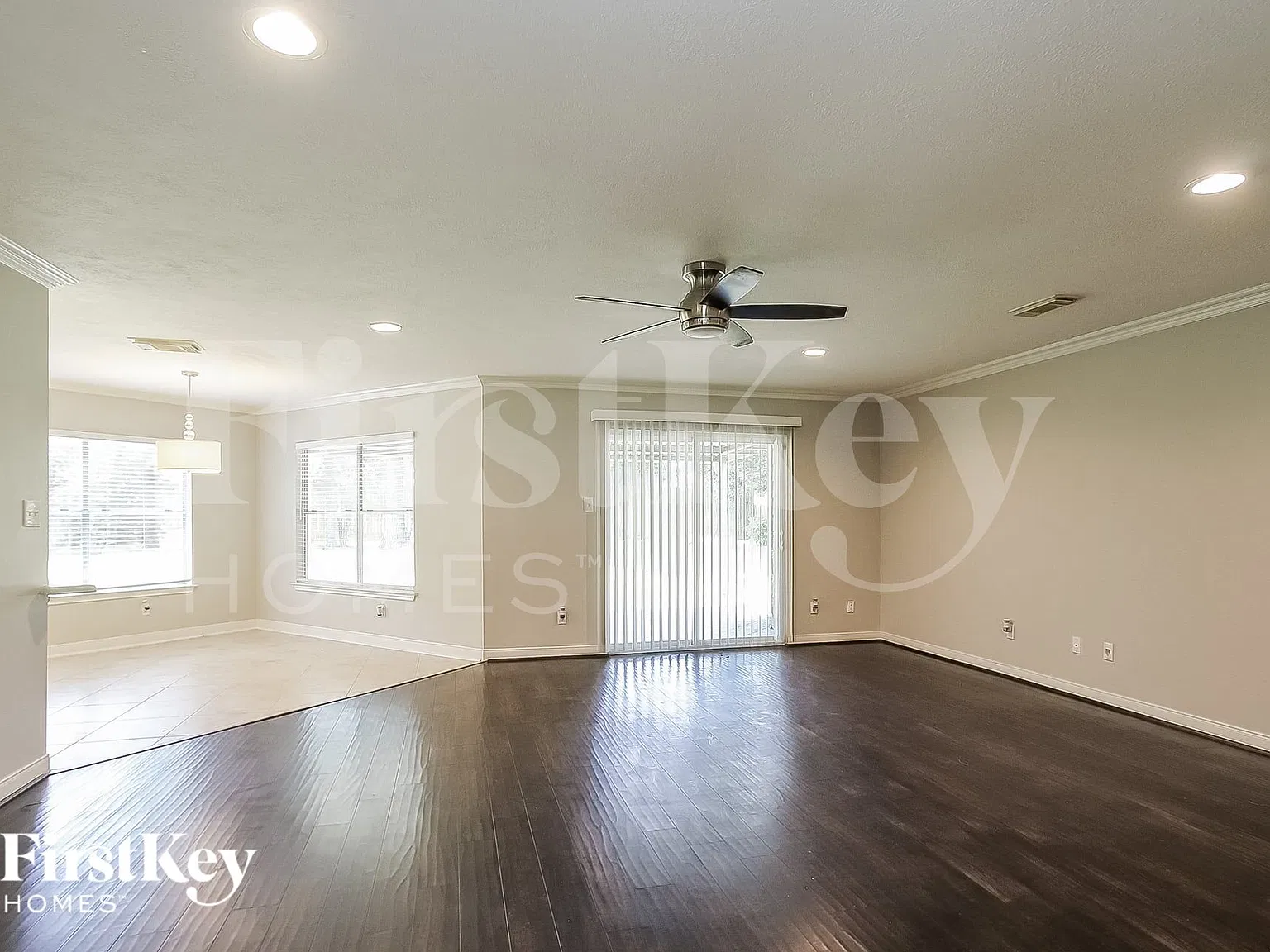 3 bed, 2.0 bath, 2162 sqft, $2,580 — Photo 4