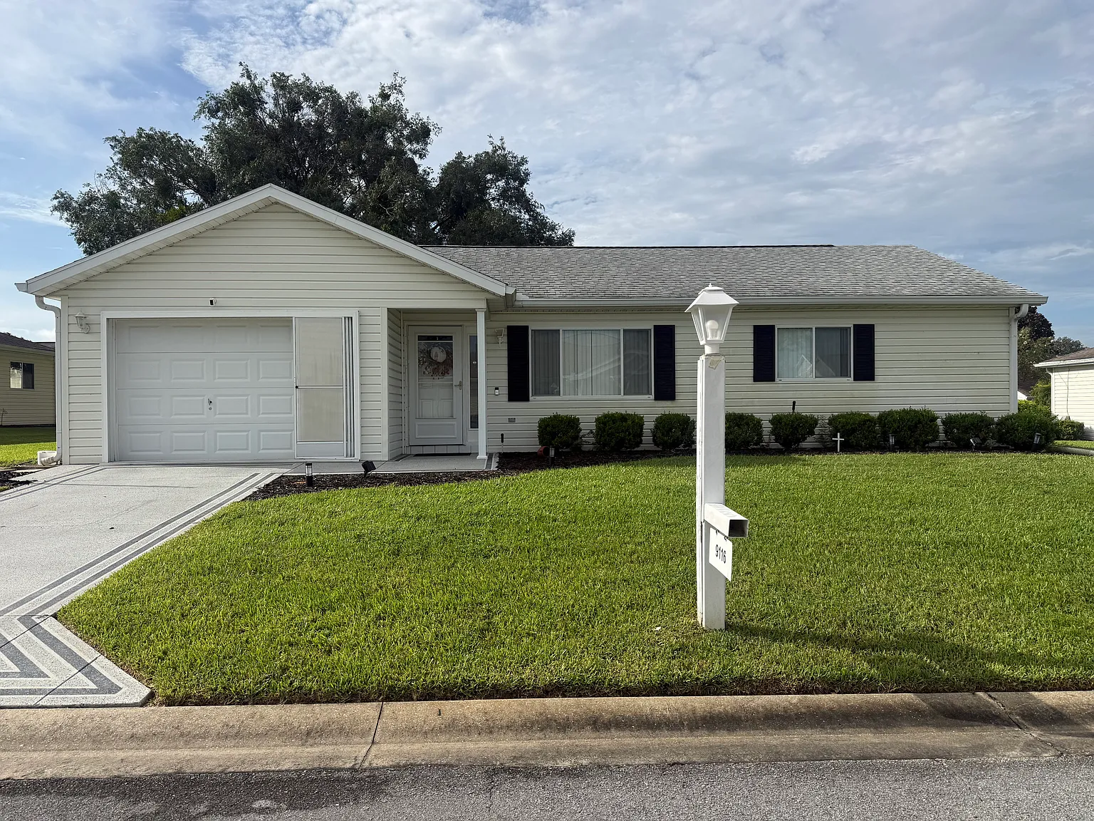 2 bed, 943 sqft, $1,650 — Photo 2