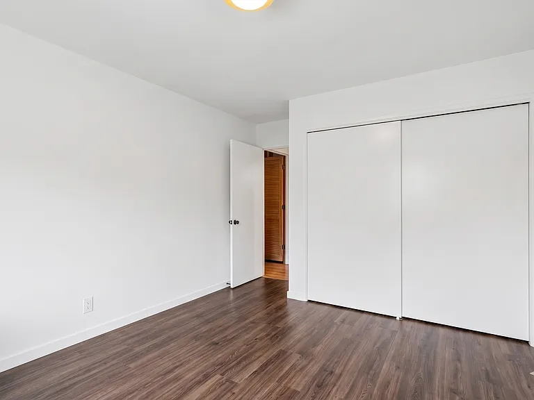25845 Springhill Dr — Photo 16