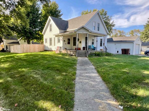 103 2nd St, Manning, IA 51455