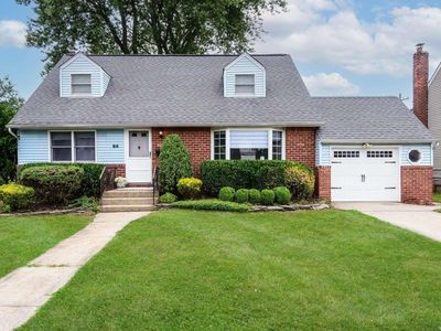 54 Ontario Avenue, Plainview, NY, 11803