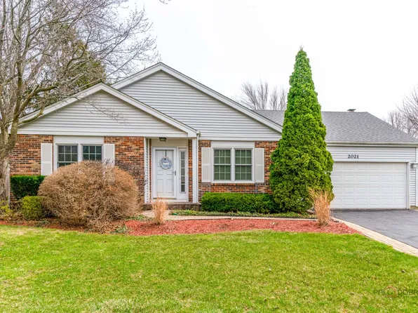 2021 Liberty Ln, Gurnee, IL 60031