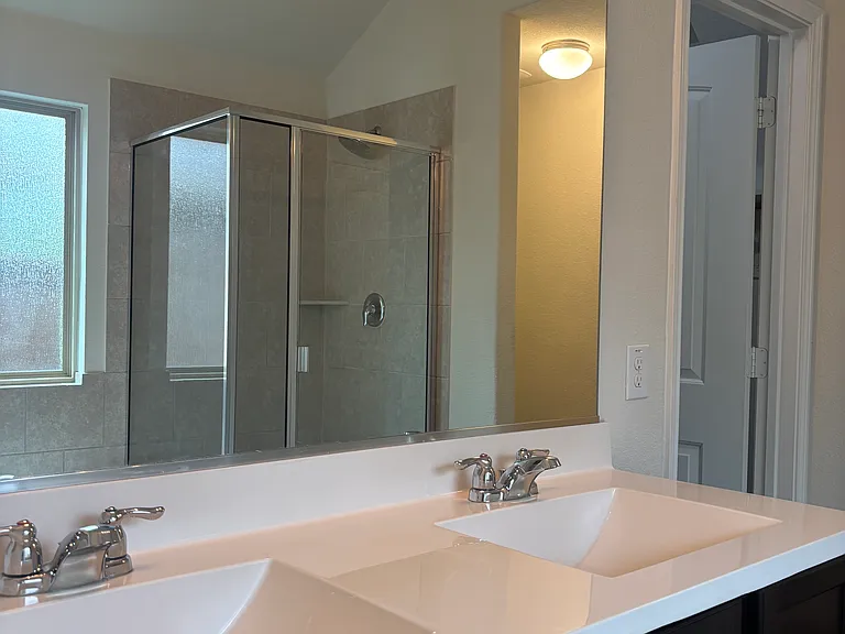 2065 Alamandine Ave — Photo 20