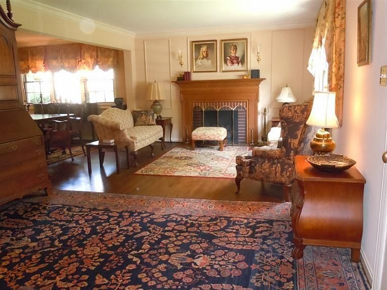 6711 Mariemont Ave, Cincinnati, OH 45227 Zillow