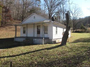308 White Ln, La Follette, TN 37766
