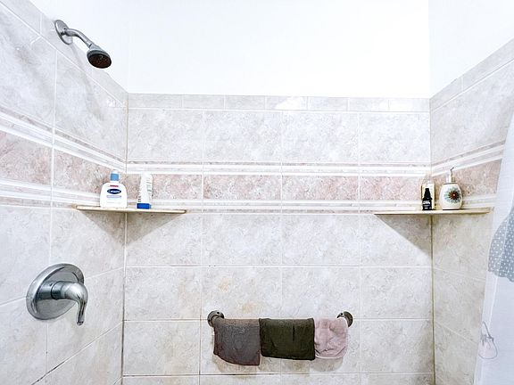 Shower & Tub Combo