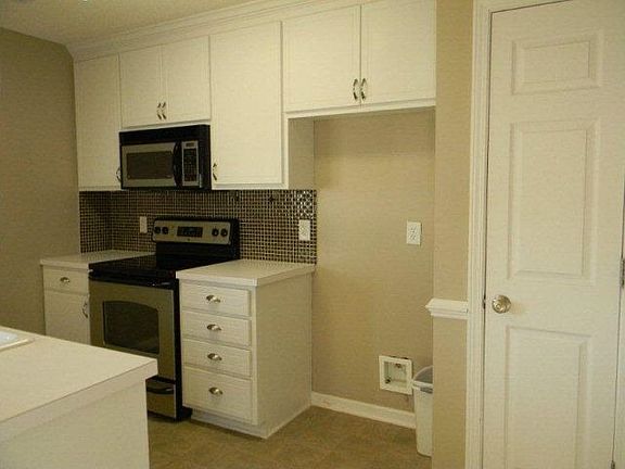 5th image of 4769 Primrose Pl