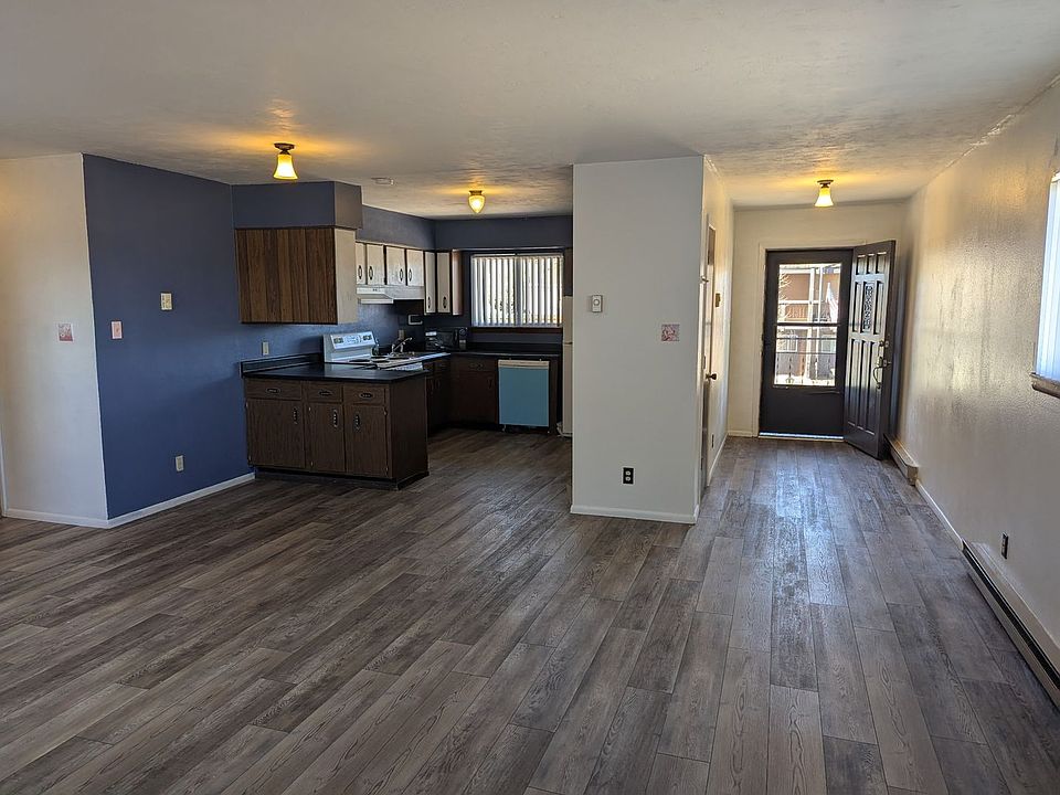 1st image of 75 Park Ln #C