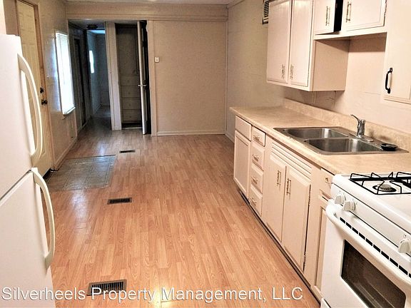 2nd image of 833 2nd St #5750114